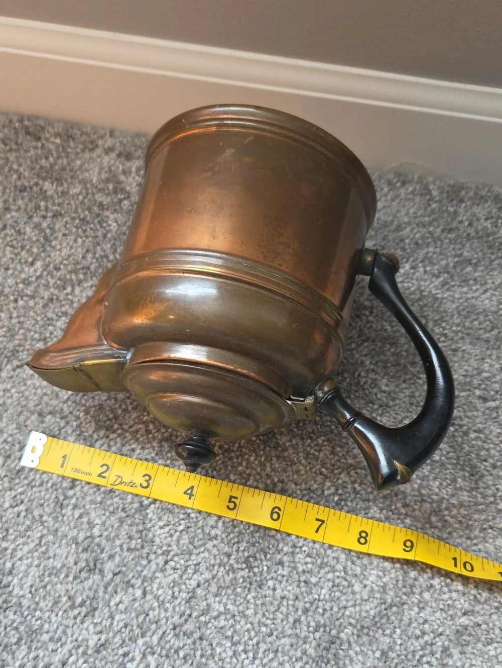 Antique-Style Copper Teapot with Black Handle